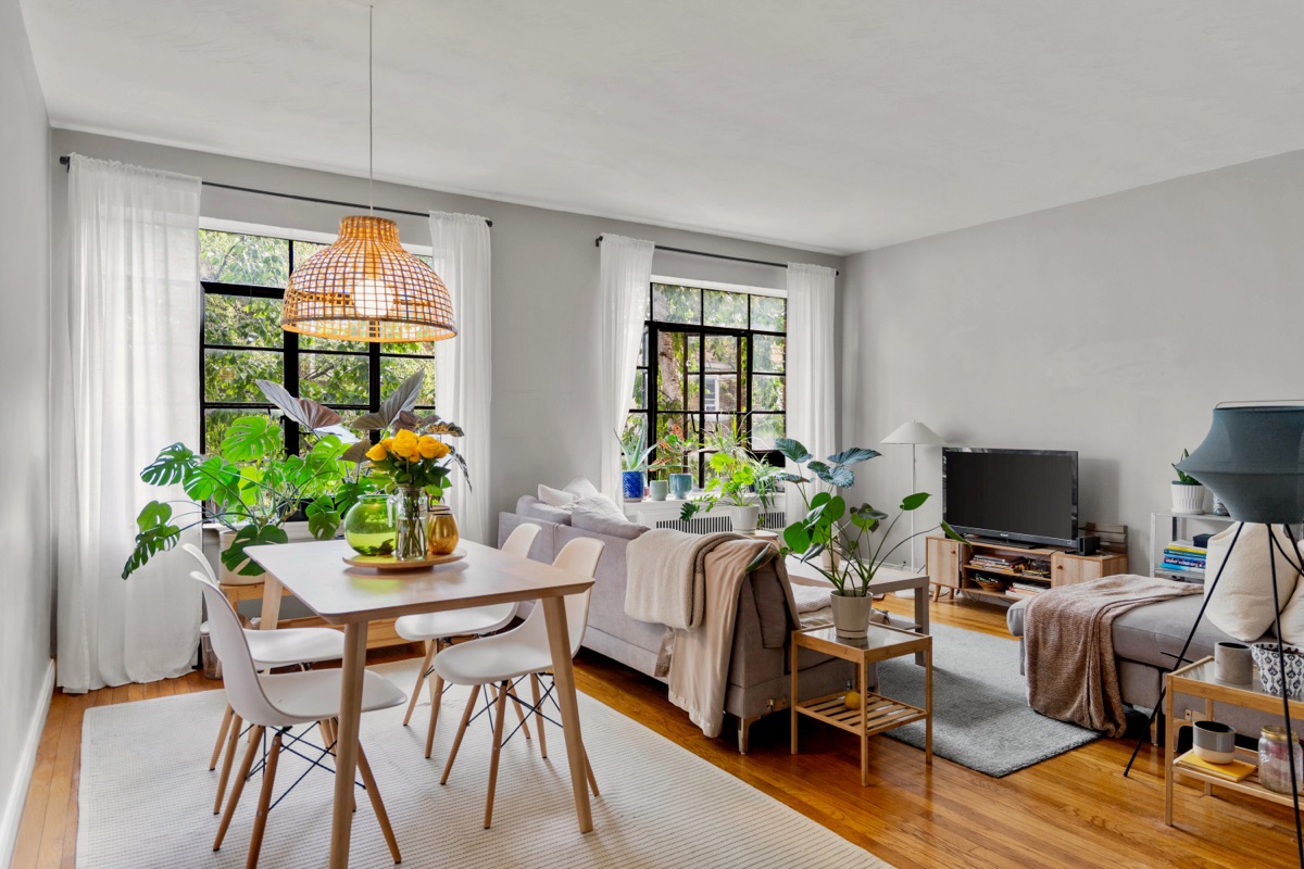 93 Strathmore, Unit 8